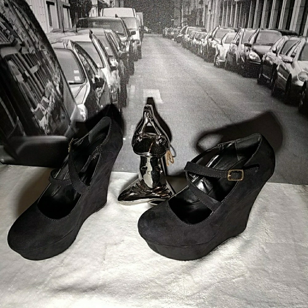 Platform shoes #8 used only one time.